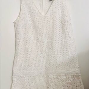 Banana Republic White Eyelet Sleeveless Dress | Size 6 | Summer Chic